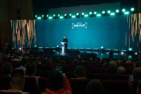 Володимир Зеленський на конференції "Fair play": як змусити санкції працювати"