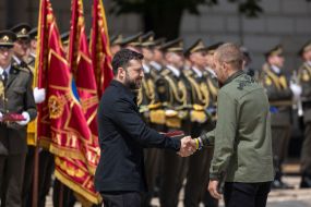 Volodymyr Zelenskyy presented awards on the occasion of Constitution Day
