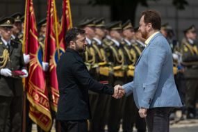 Volodymyr Zelenskyy presented awards on the occasion of Constitution Day