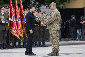 Volodymyr Zelenskyy presented awards to defenders of Ukraine