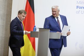 Andriy Sybiga and Johann Wadeful