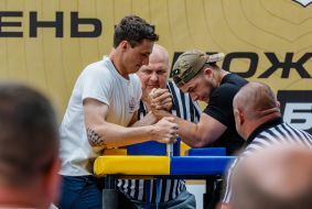 Veterans compete in arm wrestling