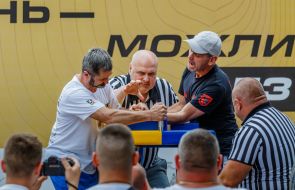 Veterans compete in arm wrestling