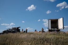 Поиск останков погибших украинских и российских военных в Донецкой области