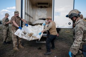 Поиск останков погибших украинских и российских военных в Донецкой области