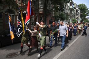People say goodbye to the leader of "Plast", Maidan activist and company commander of the 72nd separate mechanized brigade, Roman Oryshchenko