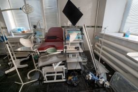 Maternity hospital damaged by shelling