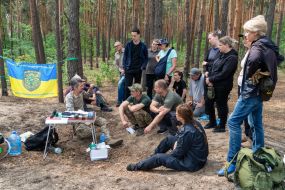 Students of the Kharkiv Regional Center for National Resistance Training at training