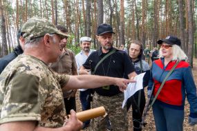 Students of the Kharkiv Regional Center for National Resistance Training at training