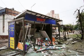 Ruined kiosk