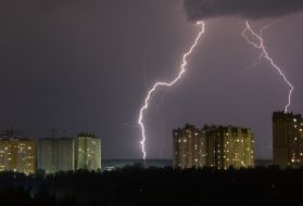 Молния