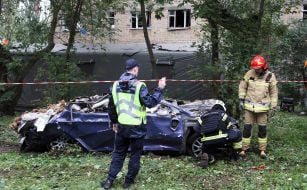 Cars burned as a result of the shelling of Kyiv