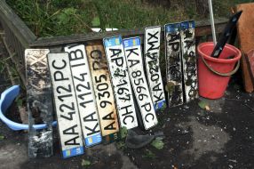 Номера машин, сгоревших в результате обстрела Киева