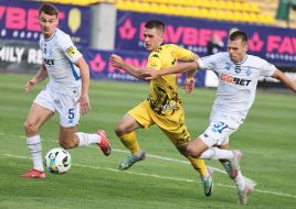 FC Rukh (Lviv) – FC Dynamo