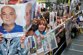 Prisoner exchange on Independence Day,