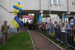 Prisoner exchange on Independence Day,