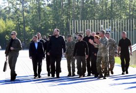 Political leadership of the state at the National War Memorial Cemetery