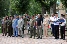 Distinguished guests during the first physical fitness test