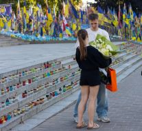 An improvised memorial to the fallen Ukrainian soldiers in Kyiv