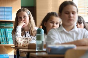 Школярі в класі