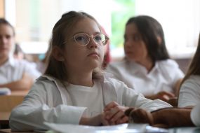 Школярі в класі