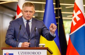 Роберт Фицо