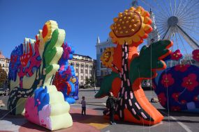 Installations in honor of Maria Prymachenko on Kontraktova Square in Kyiv