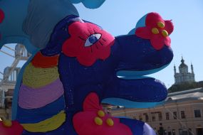 Installations in honor of Maria Prymachenko on Kontraktova Square in Kyiv