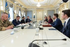 Volodymyr Zelenskyy ta Yvette Cooper