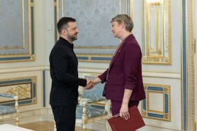 Volodymyr Zelenskyy ta Yvette Cooper