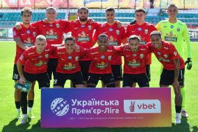 Players of FC Karpaty (Lviv)