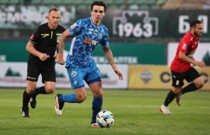 Игровой момент матча