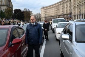 A moment of silence on Khreshchatyk in Kyiv