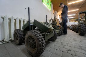 Testing of ground robotic complexes