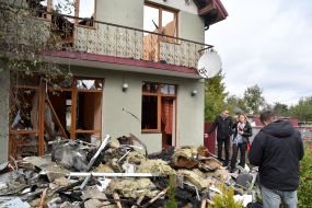 Наслідки обстрілу в селі Лапаївка