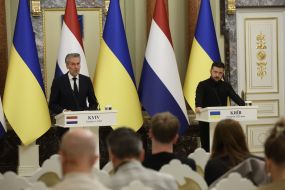 Volodymyr Zelenskyy and Dick Schoof