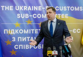 Владислав Суворов