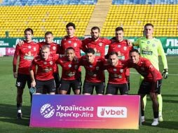 Players of FC Karpaty (Lviv)