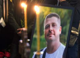 Портрет погибшего оператора телеканала FreeДом Евгения Кармазина