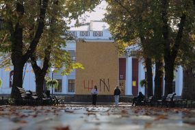 Пам'ятник Пушкіну закрили фанерою в Одесі