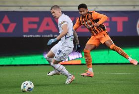 Игровой момент матча