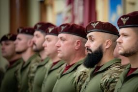 Нагородження воїнів Десантно-штурмових військ ЗСУ державними нагородами з нагоди їхнього професійного свята в Києві