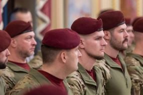 Awarding of soldiers of the Airborne Assault Troops of the Armed Forces of Ukraine with state awards on the occasion of their professional holiday in Kyiv