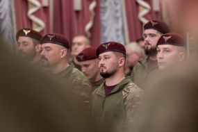 Awarding of soldiers of the Airborne Assault Troops of the Armed Forces of Ukraine with state awards on the occasion of their professional holiday in Kyiv