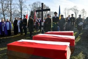Перепоховання польських солдат у м.Мостиська