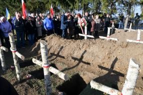 Перепоховання польських солдат у м.Мостиська