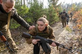 Тактико-спеціальне заняття для цивільних на Харківщині