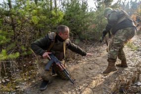 Тактико-спеціальне заняття для цивільних на Харківщині