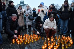 Учасники акції «Запали свічку» у Львові