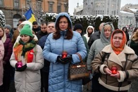 Учасники акції «Запали свічку» у Львові
